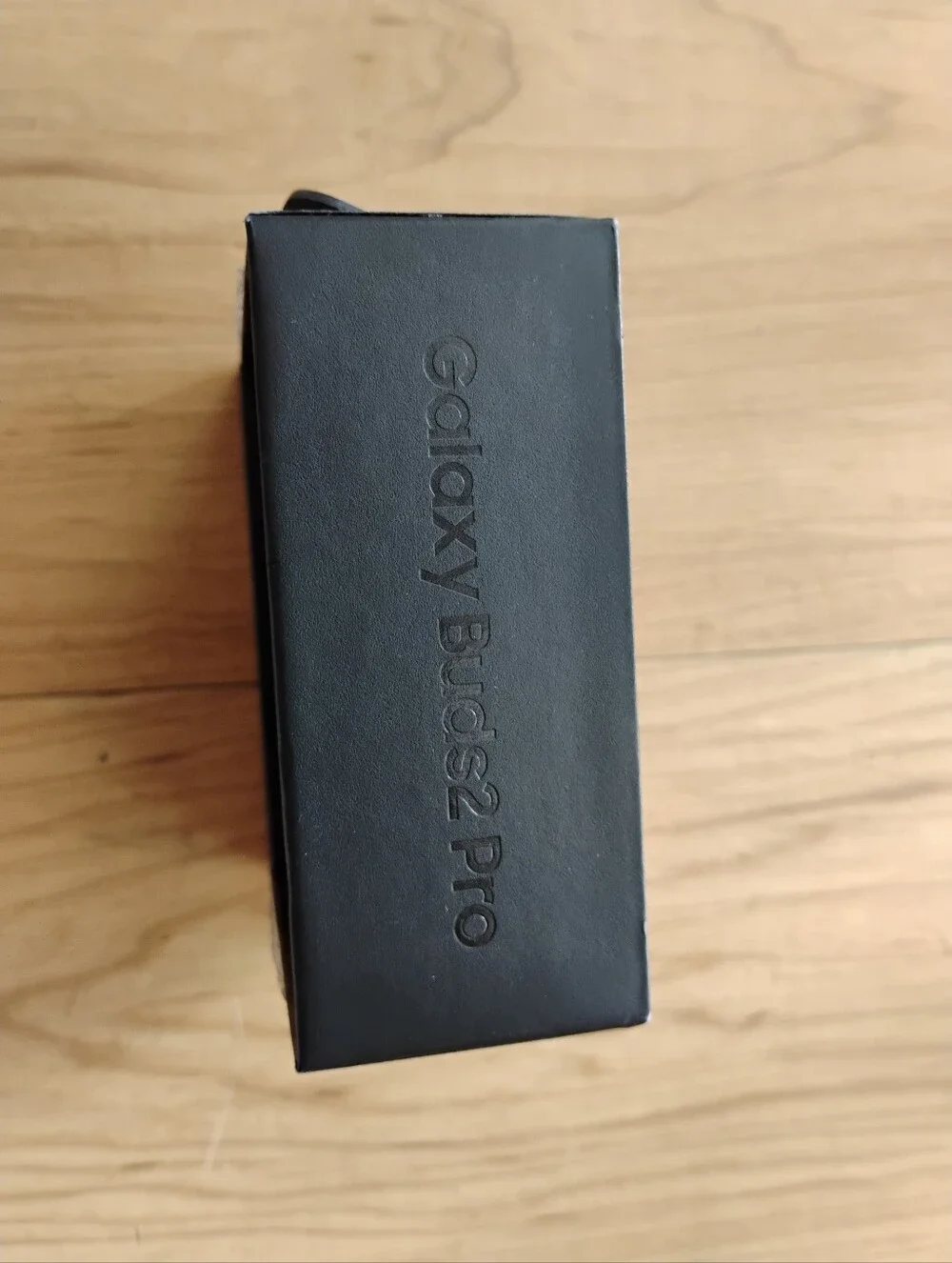 Samsung Galaxy Pro AKG ear buds in white